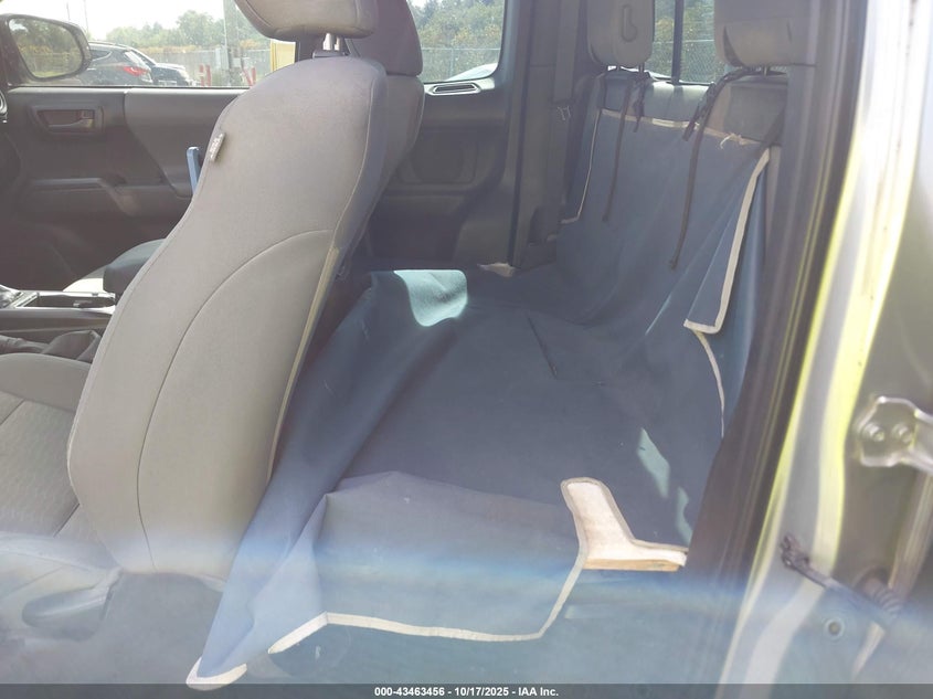 2016 TOYOTA TACOMA SR 5TFRX5GN2GX052913