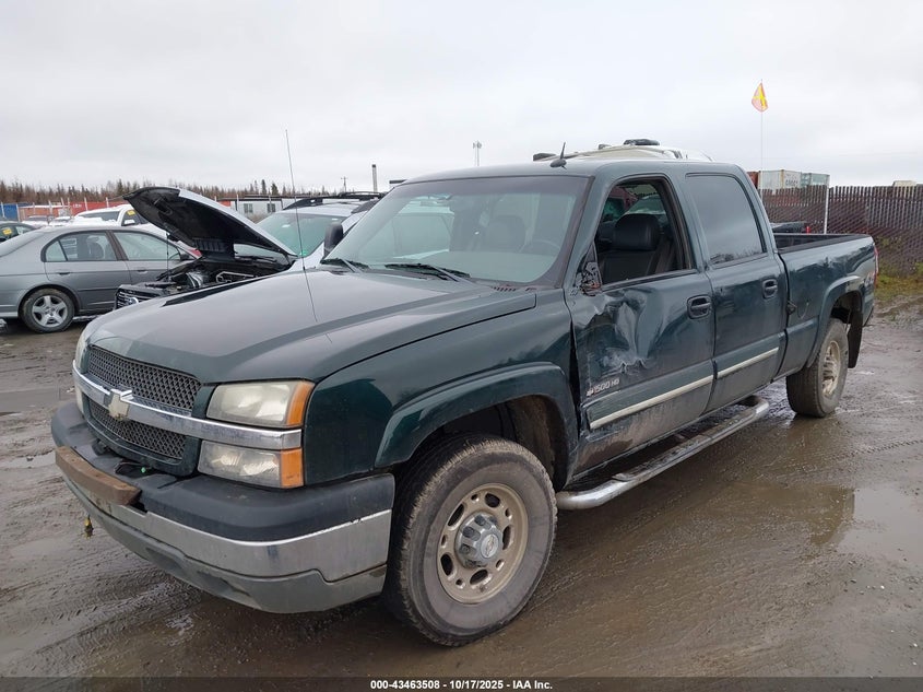 1GCGK13U95F930741 2005 CHEVROLET SILVERADO photo no. 2