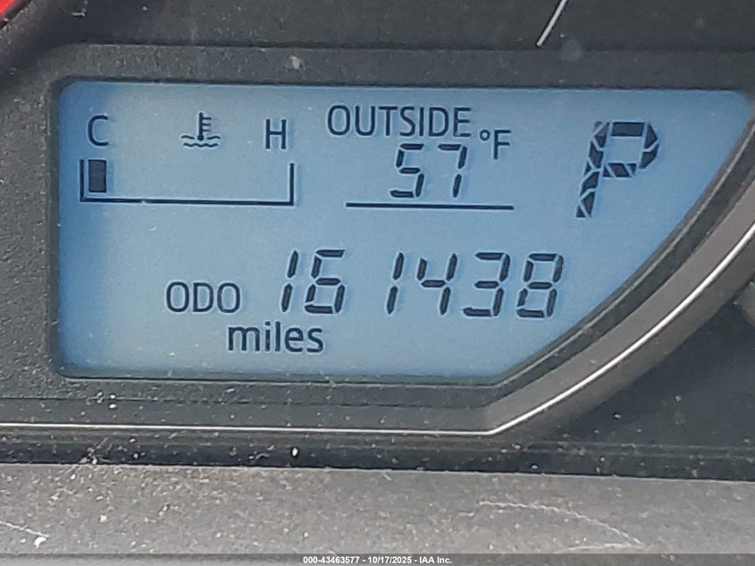 2016 TOYOTA RAV4 LE JTMBFREV9GJ069872