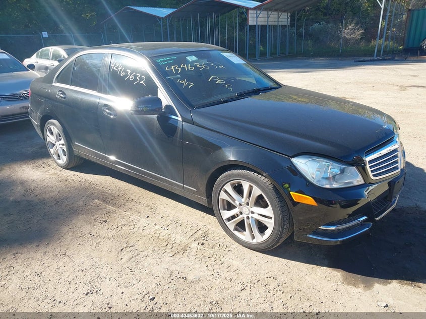 MERCEDES-BENZ C-CLASS LUXURY 4MATIC