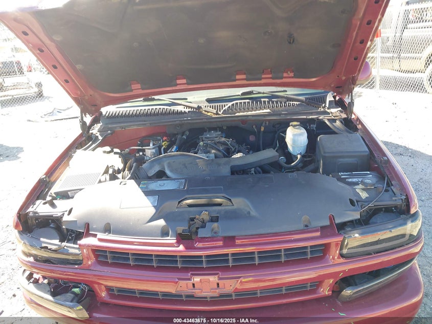 1GNEC13T75R219525 2005 CHEVROLET TAHOE photo no. 10