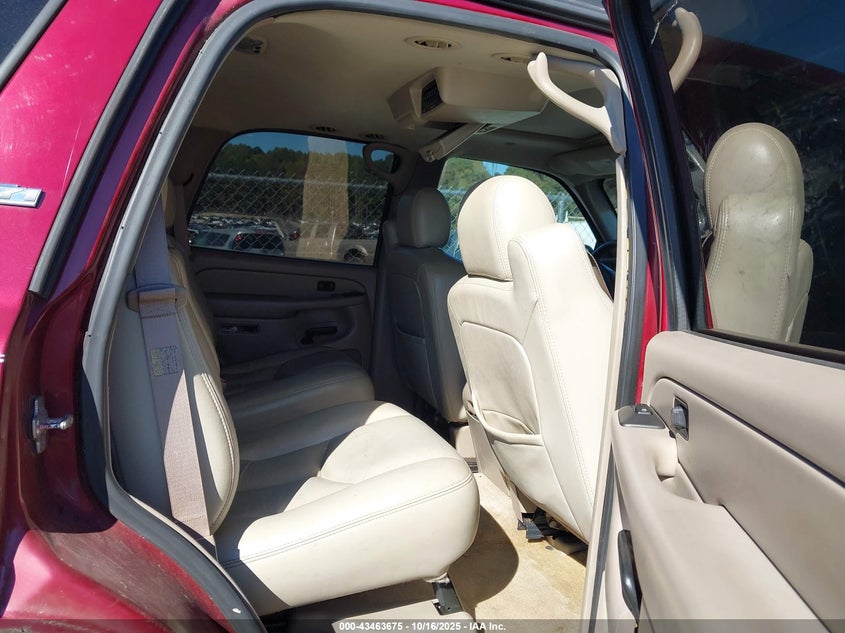 1GNEC13T75R219525 2005 CHEVROLET TAHOE photo no. 8
