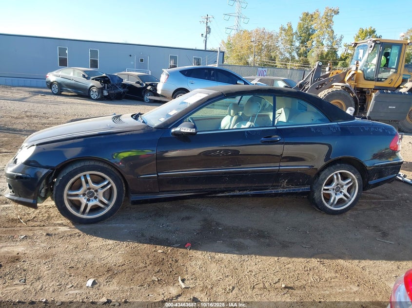 2004 Mercedes-Benz Clk 500 VIN: WDBTK75GX4T011709 Lot: 43463687