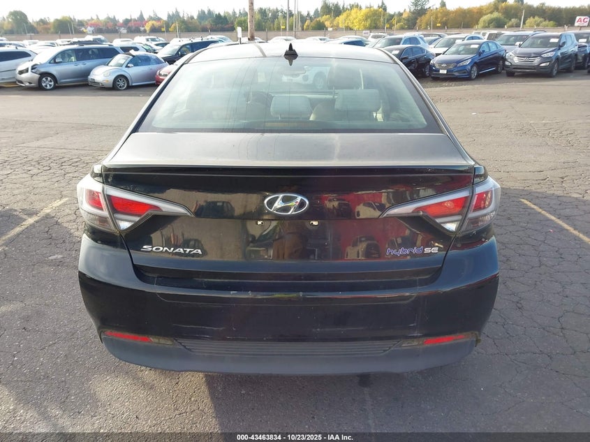 2016 HYUNDAI SONATA HYBRID SE KMHE24L17GA024341