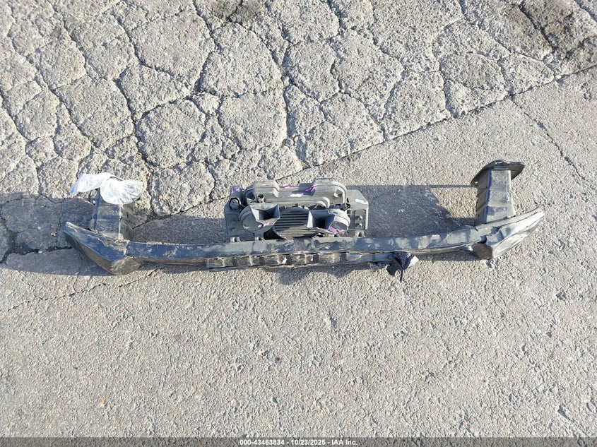 2016 HYUNDAI SONATA HYBRID SE KMHE24L17GA024341