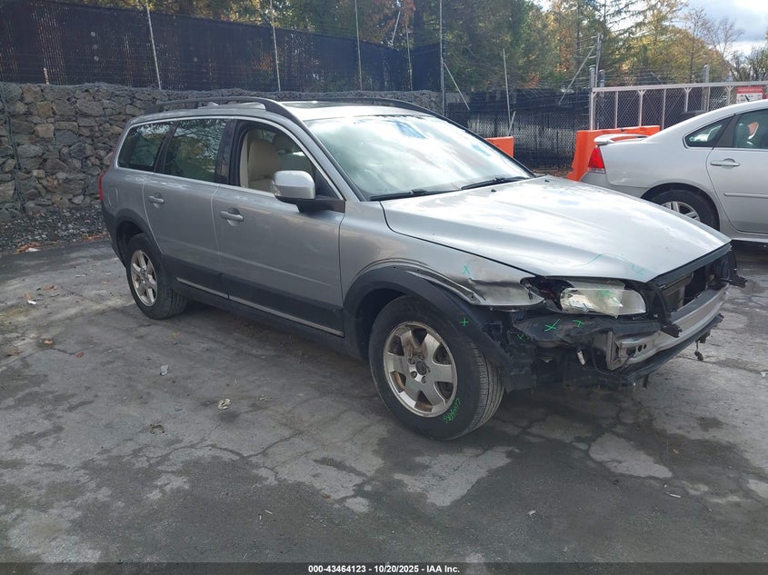 VOLVO XC70 3.2