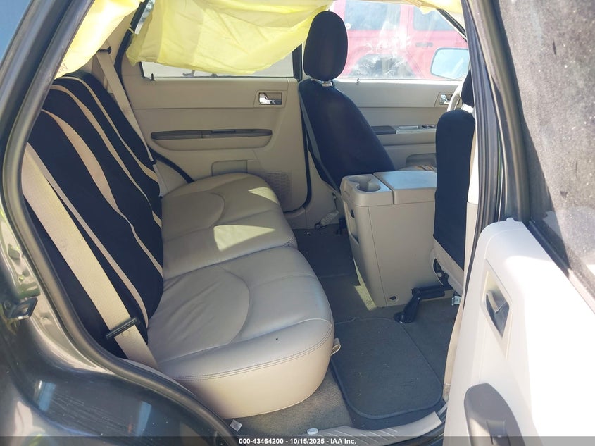 2008 Mercury Mariner Premier VIN: 4M2CU87138KJ24675 Lot: 43464200