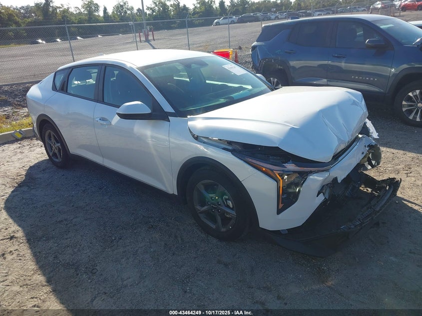 2025 KIA K4 LX/LXS - 3KPFT4DE0SE091909