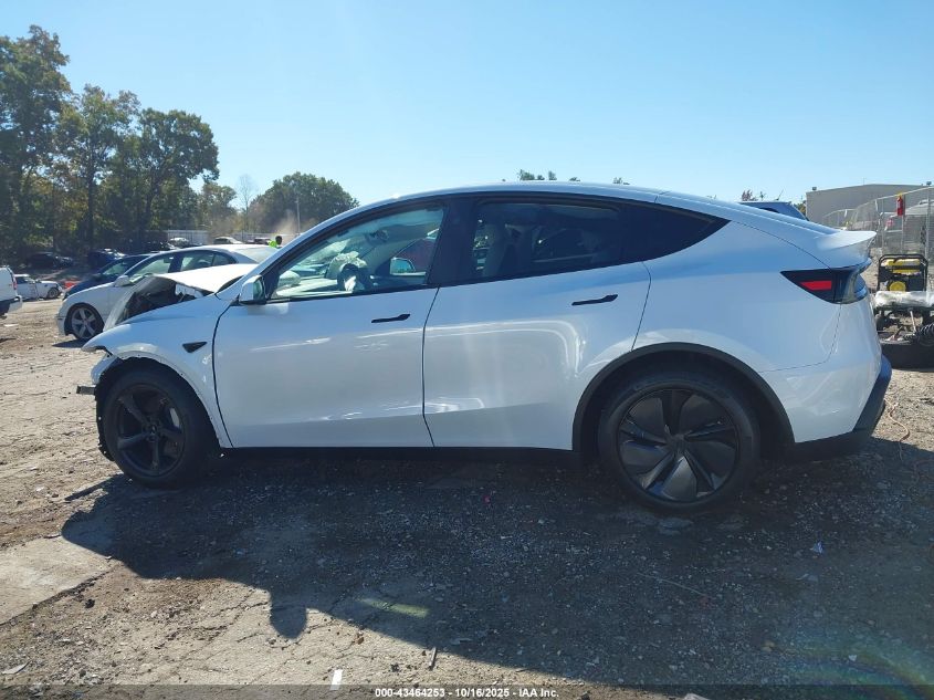 2026 Tesla Model Y Long Range Dual Motor All-Wheel Drive VIN: 7SAYGDED3TA473088 Lot: 43464253