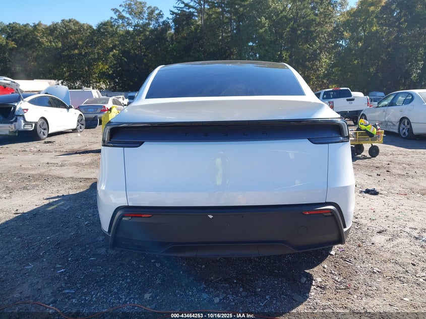 2026 Tesla Model Y Long Range Dual Motor All-Wheel Drive VIN: 7SAYGDED3TA473088 Lot: 43464253