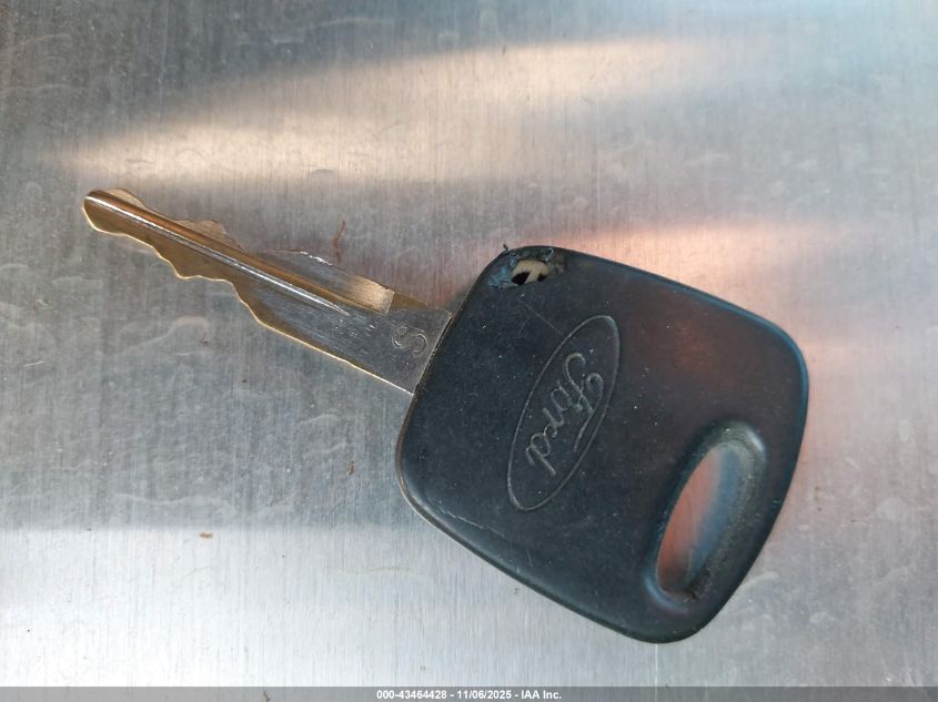 1998 Ford Expedition Eddie Bauer/Xlt VIN: 1FMPU18L3WLA34878 Lot: 43464428