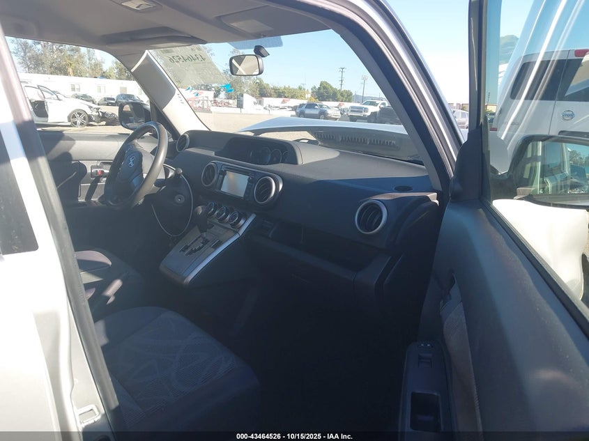 JTLZE4FE5DJ043403 2013 SCION XB photo no. 5