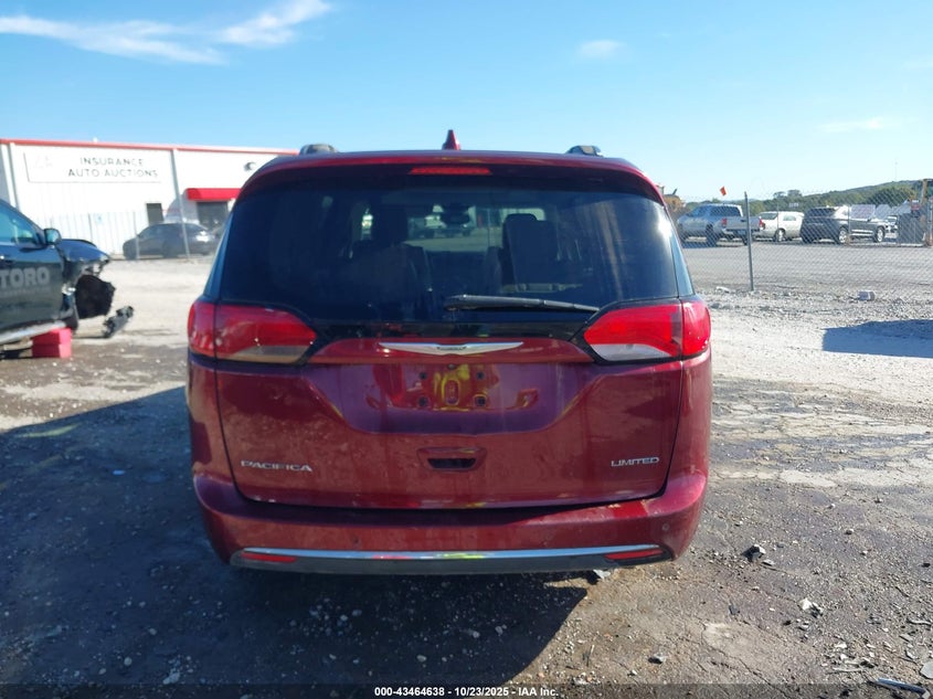 2017 Chrysler Pacifica Limited VIN: 2C4RC1GG6HR565152 Lot: 43464638