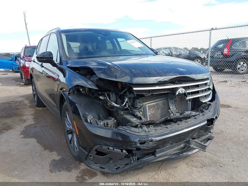 VOLKSWAGEN TIGUAN 2.0T SE