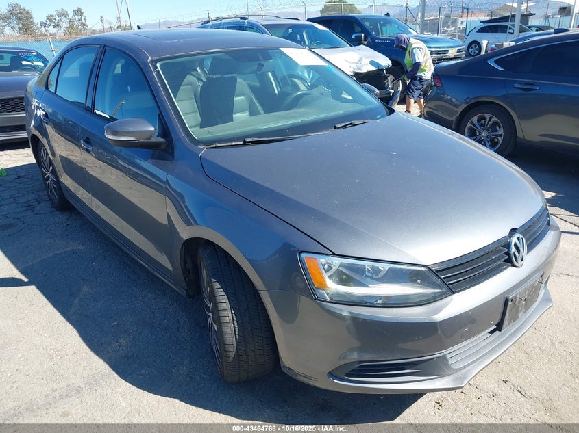 VOLKSWAGEN JETTA 2.5L SE