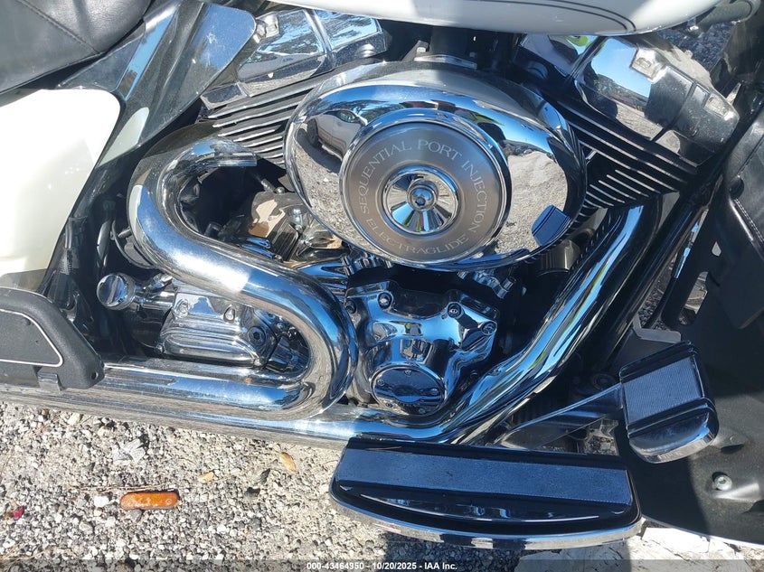 2004 Harley-Davidson Flhtcui VIN: 1HD1FCW124Y623582 Lot: 43464950