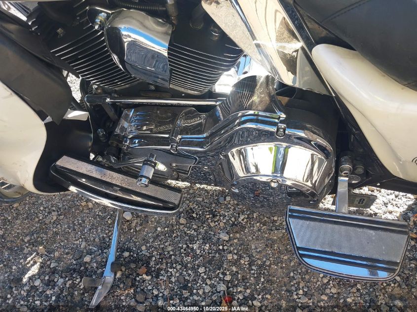 2004 Harley-Davidson Flhtcui VIN: 1HD1FCW124Y623582 Lot: 43464950