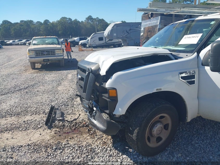 2008 Ford F-350 Xl/Xlt VIN: 1FDWF30528EC63722 Lot: 43465044