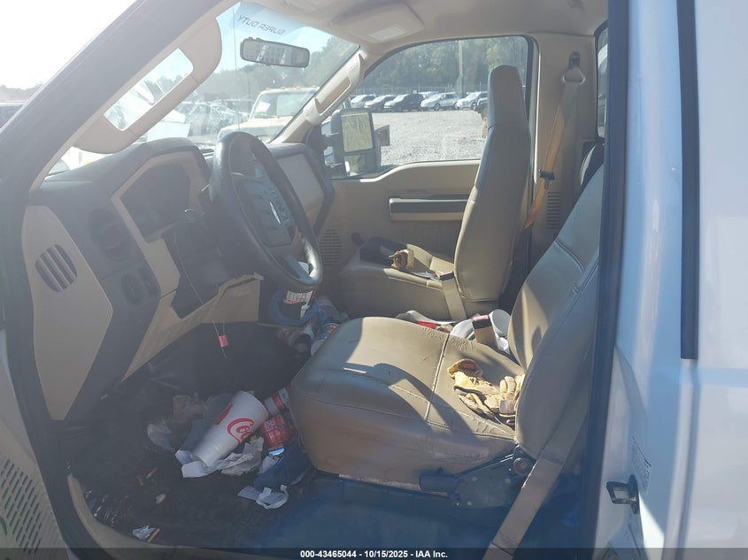 2008 Ford F-350 Xl/Xlt VIN: 1FDWF30528EC63722 Lot: 43465044