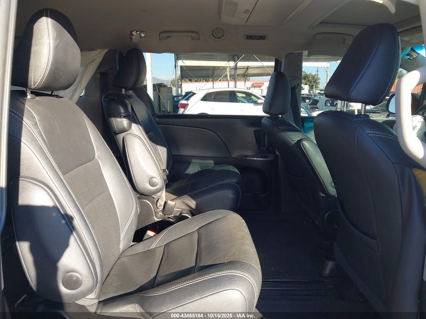5TDXK3DC0FS655246 2015 TOYOTA SIENNA photo no. 8