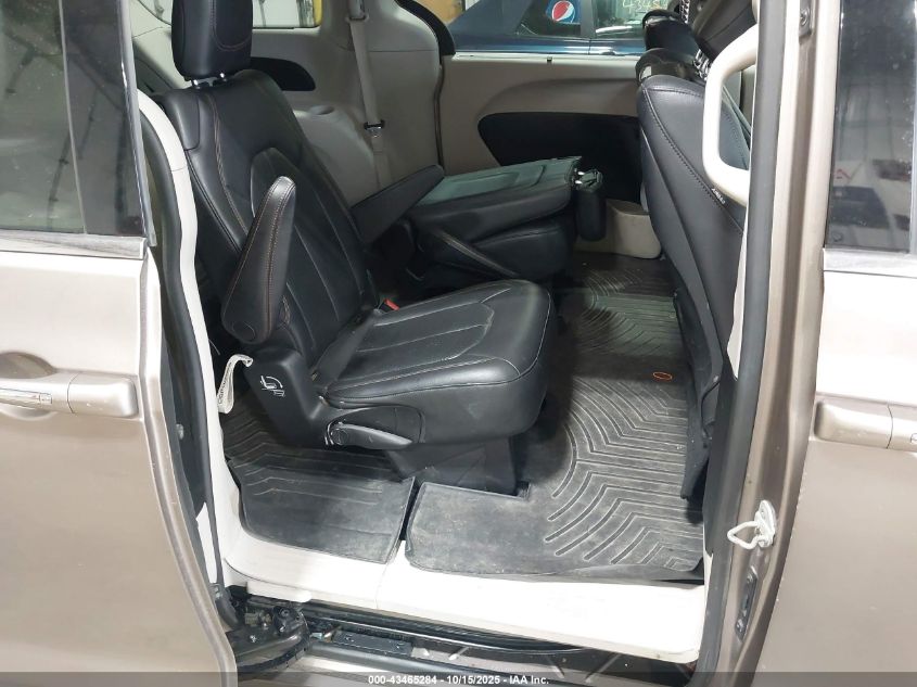 2018 Chrysler Pacifica Touring L Plus VIN: 2C4RC1EG9JR111549 Lot: 43465284