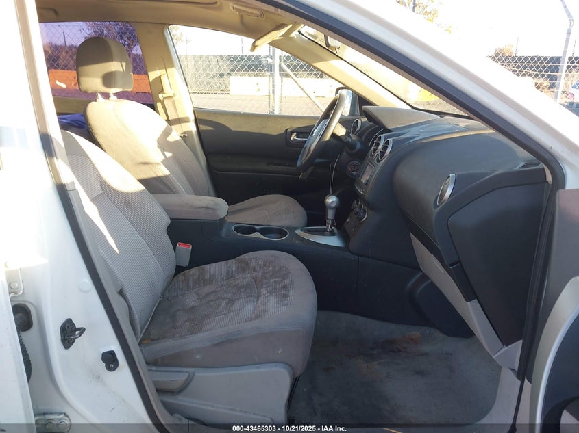 2013 NISSAN ROGUE SV JN8AS5MT4DW518233