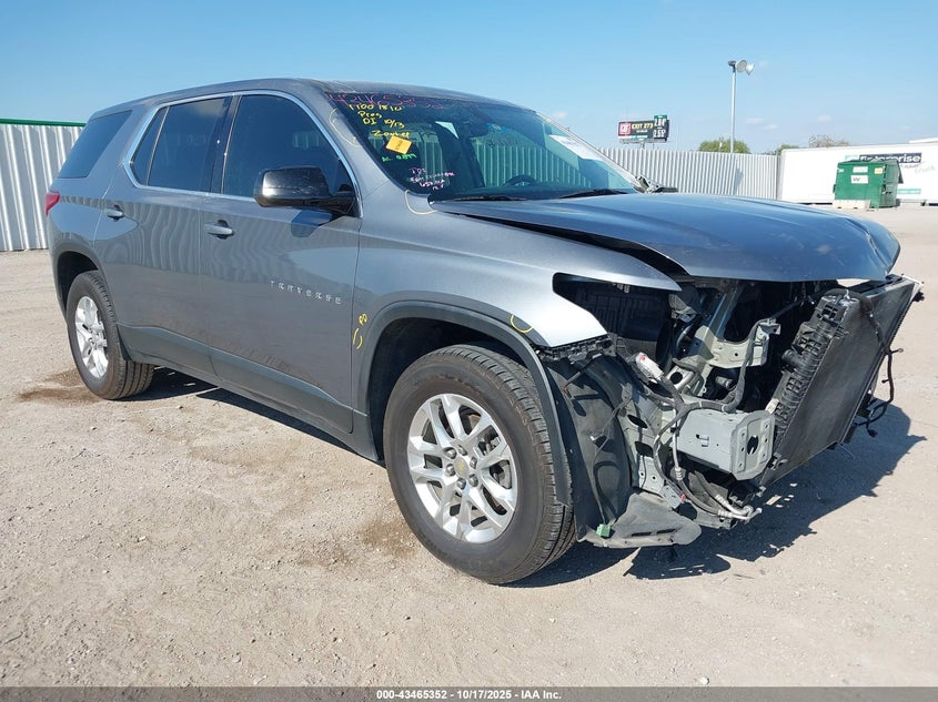 CHEVROLET TRAVERSE LS