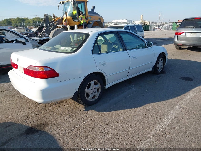 JHMCG5654XC033129 1999 HONDA ACCORD photo no. 4