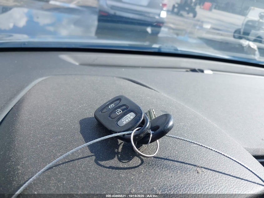 2017 HYUNDAI ELANTRA SE - 5NPD74LF4HH063895