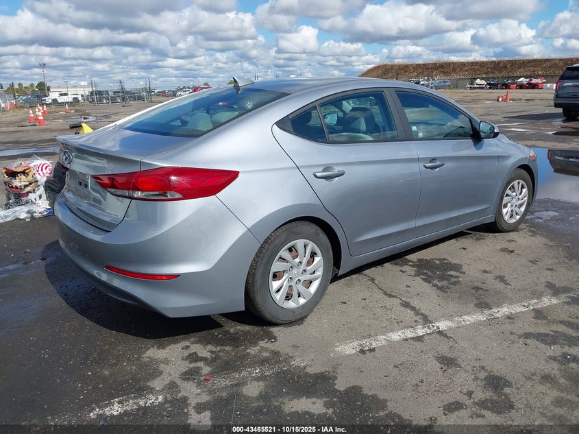 2017 HYUNDAI ELANTRA SE - 5NPD74LF4HH063895