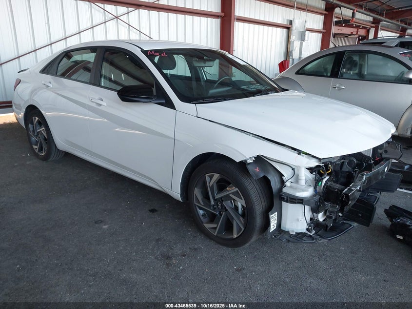 HYUNDAI ELANTRA SEL SPORT