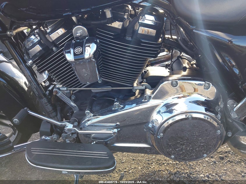 1HD1KBC10HB612986 2017 HARLEY-DAVIDSON STREET GLIDE photo no. 9