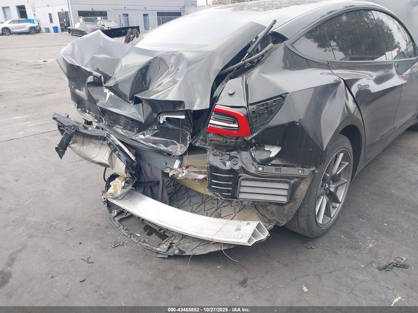 2021 Tesla Model 3 Standard Range Plus Rear-Wheel Drive VIN: 5YJ3E1EA0MF067081 Lot: 43465852