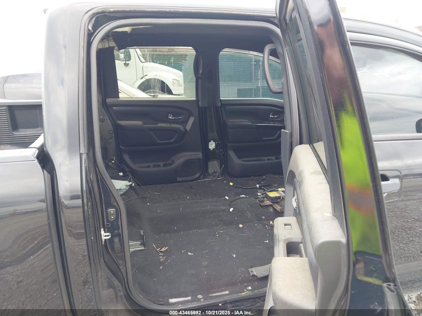 2018 NISSAN TITAN SV 1N6AA1E54JN530193