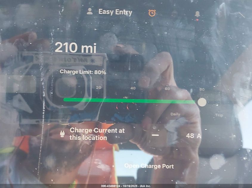 2024 Tesla Model Y Long Range Dual Motor All-Wheel Drive VIN: 7SAYGAEE0RF010165 Lot: 43466124