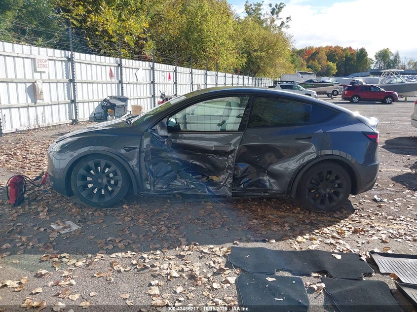 2021 Tesla Model Y Long Range Dual Motor All-Wheel Drive VIN: 5YJYGAEE8MF144119 Lot: 43466217