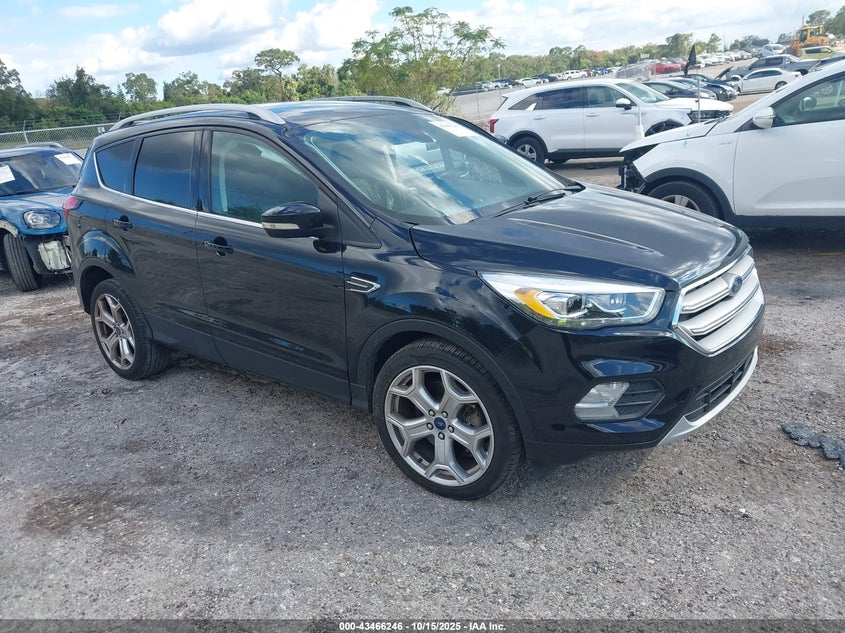 FORD ESCAPE TITANIUM