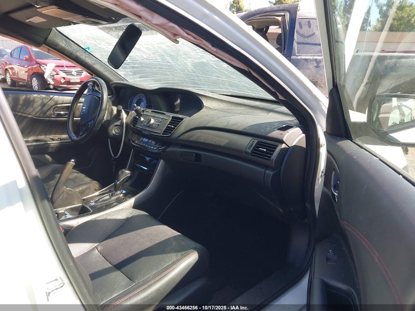 1HGCR2F15HA088744 2017 HONDA ACCORD photo no. 5