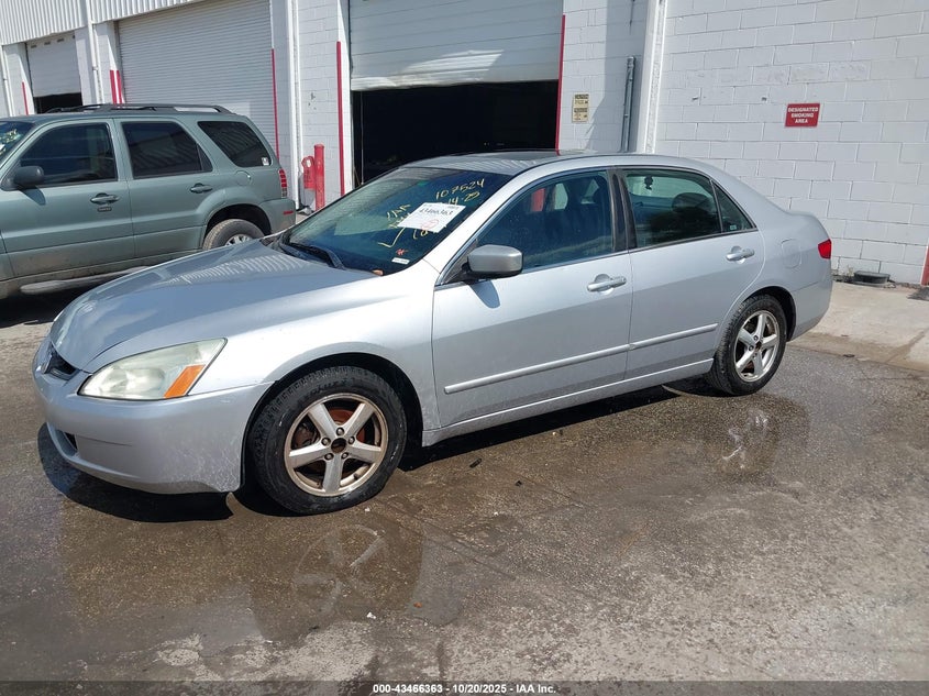 1HGCM568X5A107524 2005 HONDA ACCORD photo no. 2