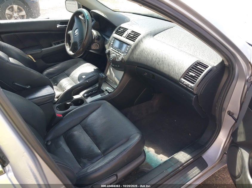 1HGCM568X5A107524 2005 HONDA ACCORD photo no. 5