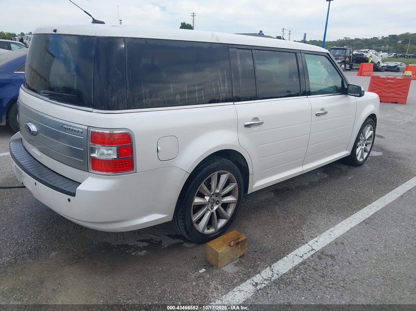 2FMGK5DC0ABB10567 2010 FORD FLEX photo no. 4