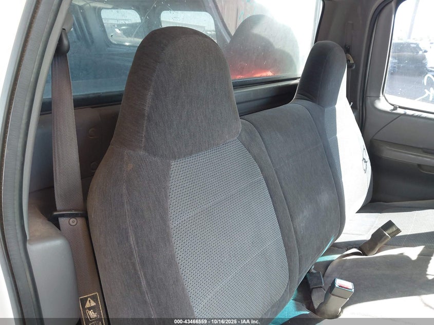 2002 Ford F-150 Xl VIN: 2FDPF17MX2CA57891 Lot: 43466559