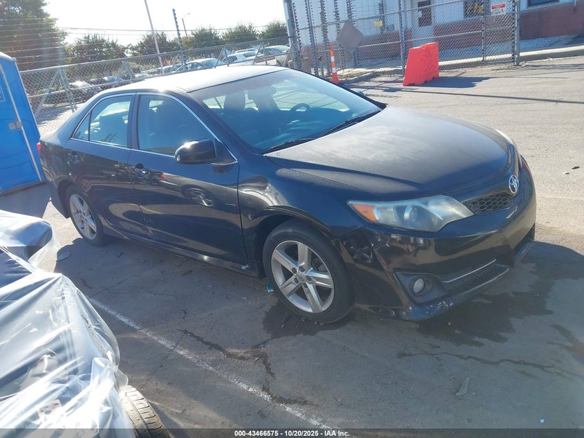 2014 TOYOTA CAMRY SE - 4T1BF1FK8EU305067