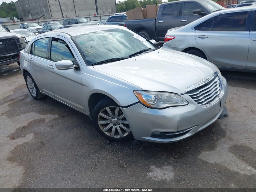 CHRYSLER 200 TOURING