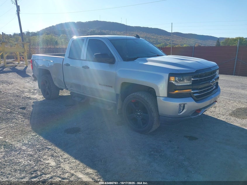 2017 CHEVROLET SILVERADO 1500 2LT - 1GCVKREC3HZ251075