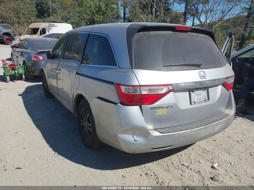 5FNRL5H6XCB075900 2012 HONDA ODYSSEY photo no. 3