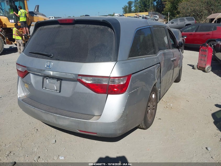 5FNRL5H6XCB075900 2012 HONDA ODYSSEY photo no. 4
