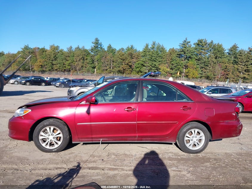 4T1BF32K45U097660 2005 TOYOTA CAMRY photo no. 14