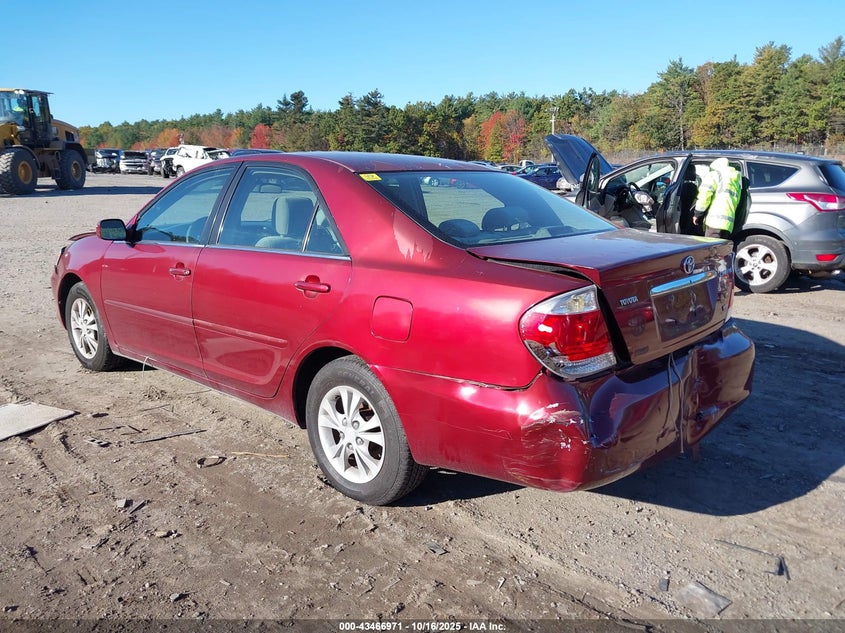 4T1BF32K45U097660 2005 TOYOTA CAMRY photo no. 3