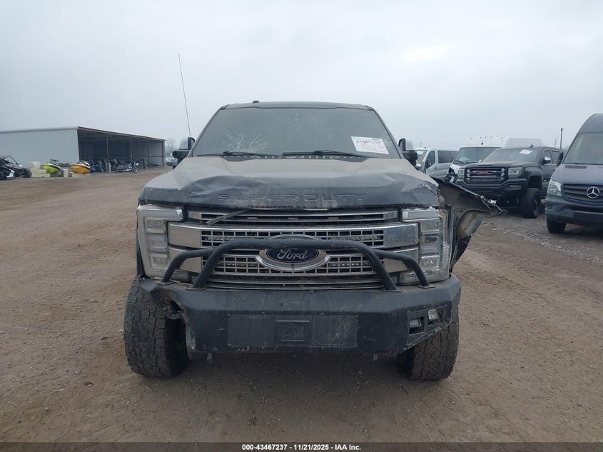 2017 Ford F-350 Platinum VIN: 1FT8W3BT2HED65689 Lot: 43467237